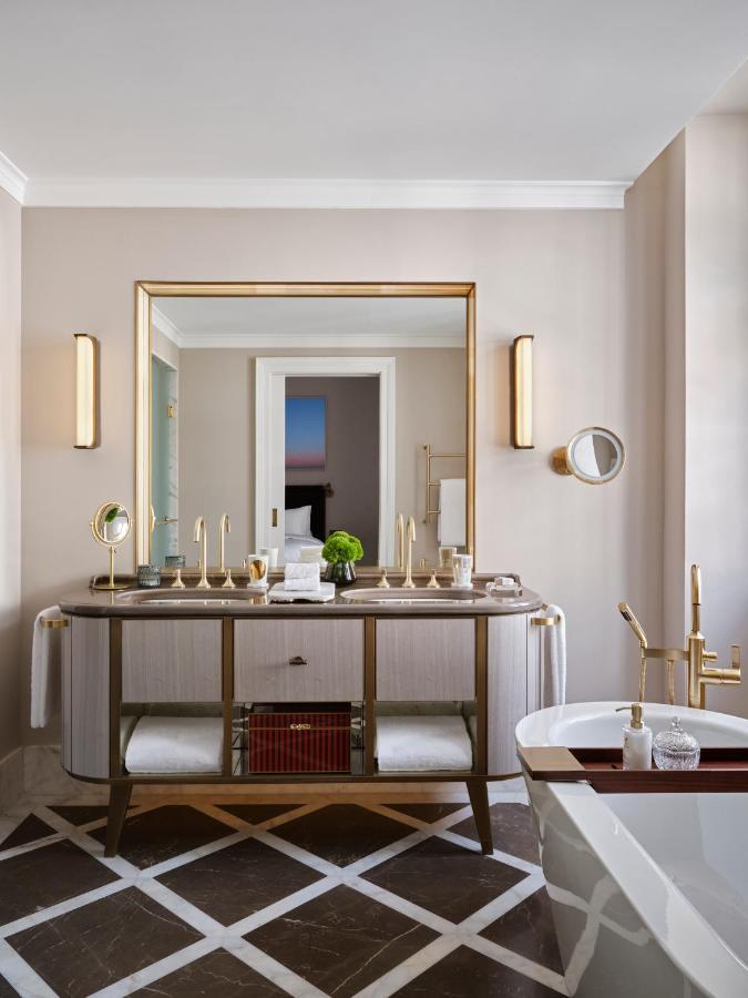 Rosewood Vienna Hotel Exterior photo Bathroom