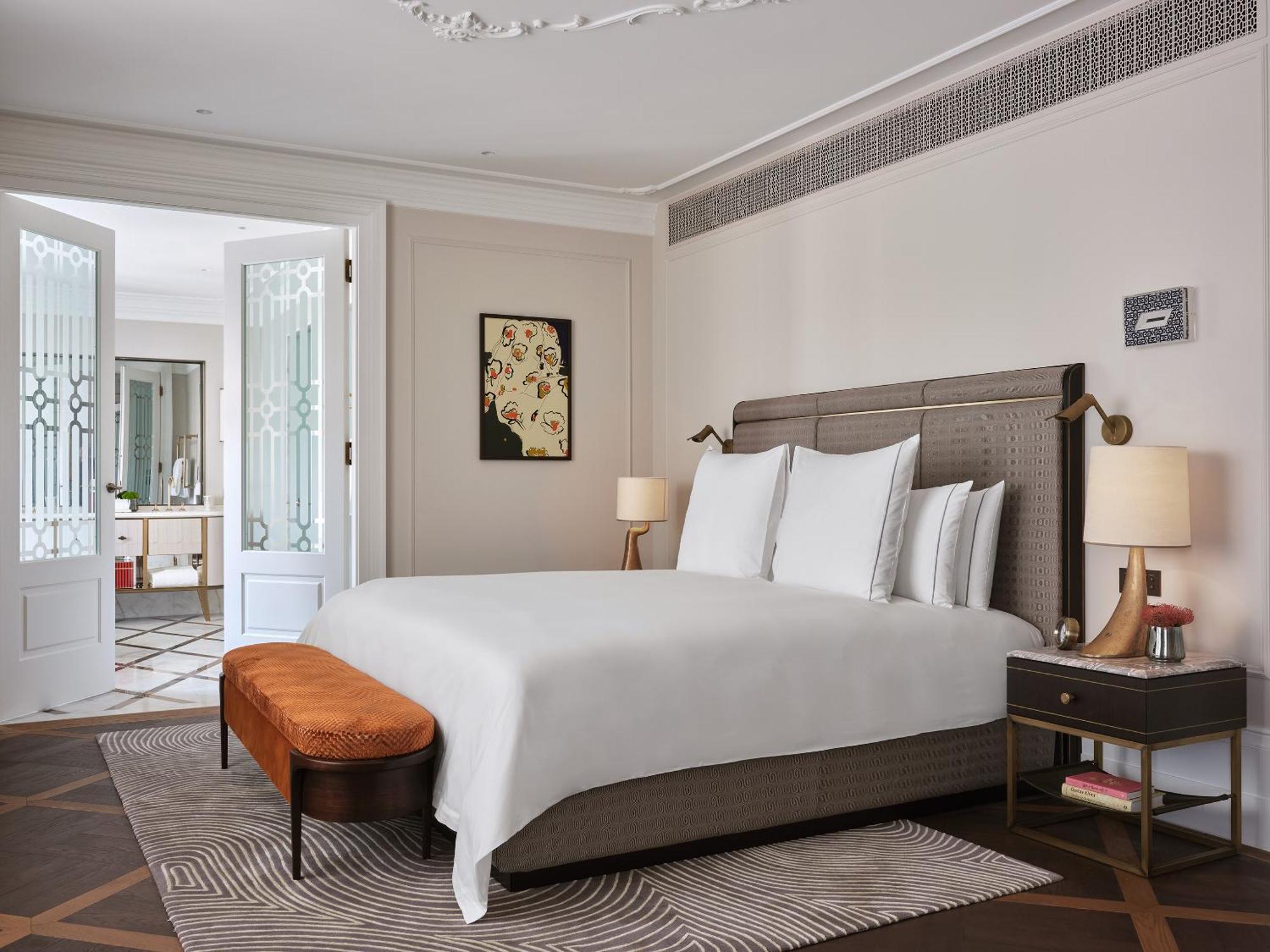Rosewood Vienna Hotel Exterior photo A bedroom at the hotel