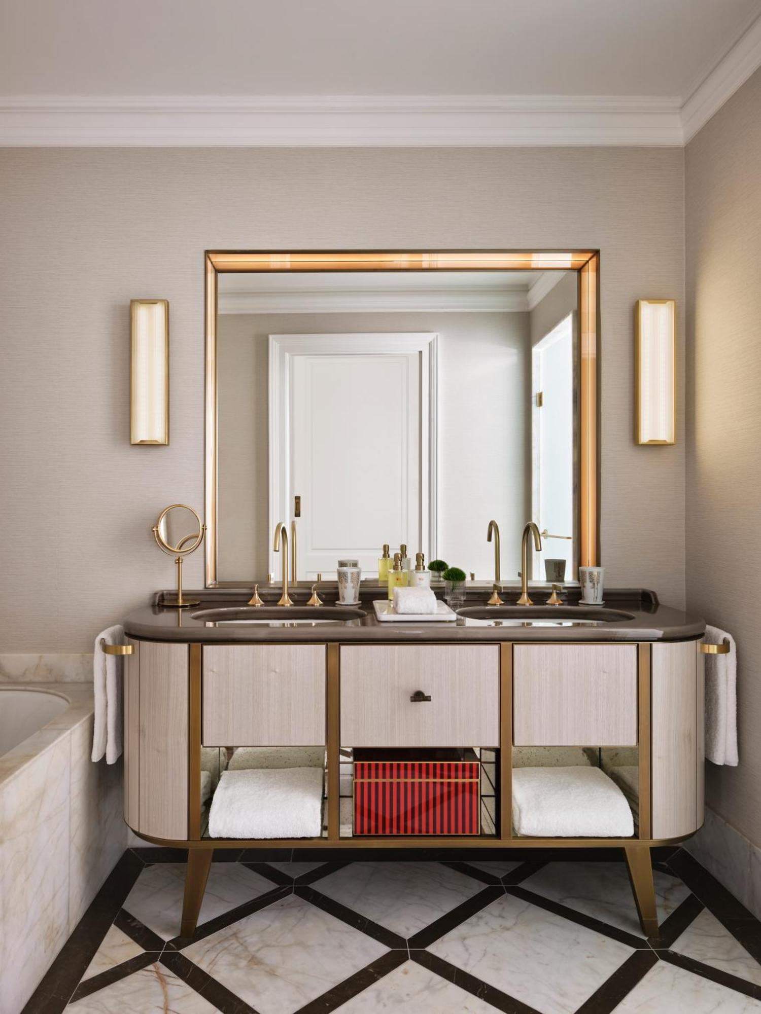 Rosewood Vienna Hotel Exterior photo Bathroom