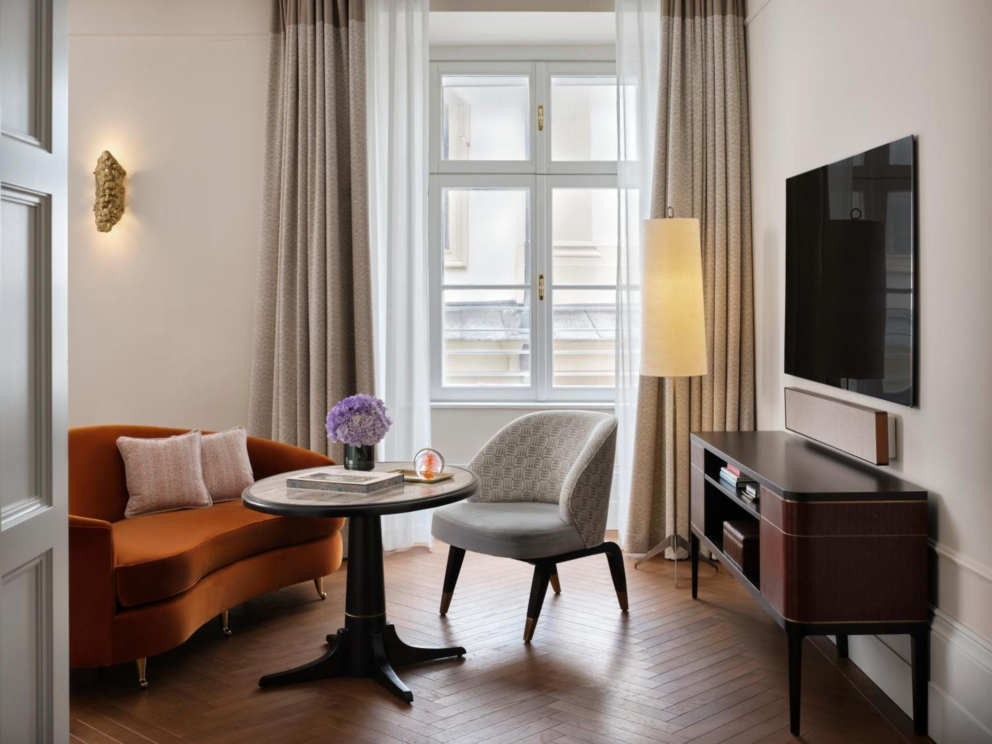 Rosewood Vienna Hotel Exterior photo A suite at the hotel